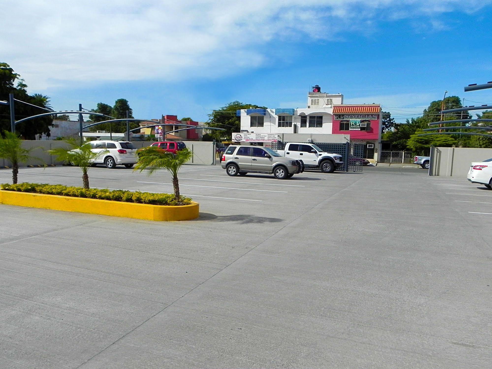 Guasave Hotel El Sembrador מראה חיצוני תמונה